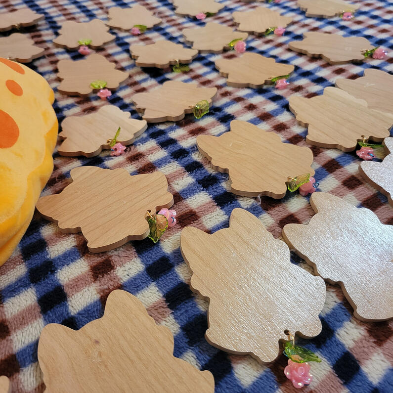 an army of raccoons who all need pinbacks.